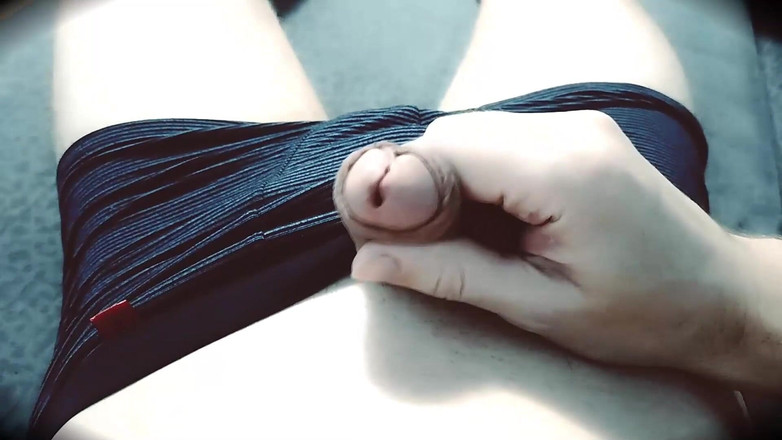 Pasha: Pria menyentak penisnya