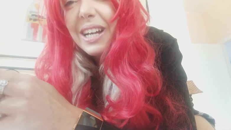 savannahamatoriale: Lavinia the Italian redhead mistress, talks to her worm