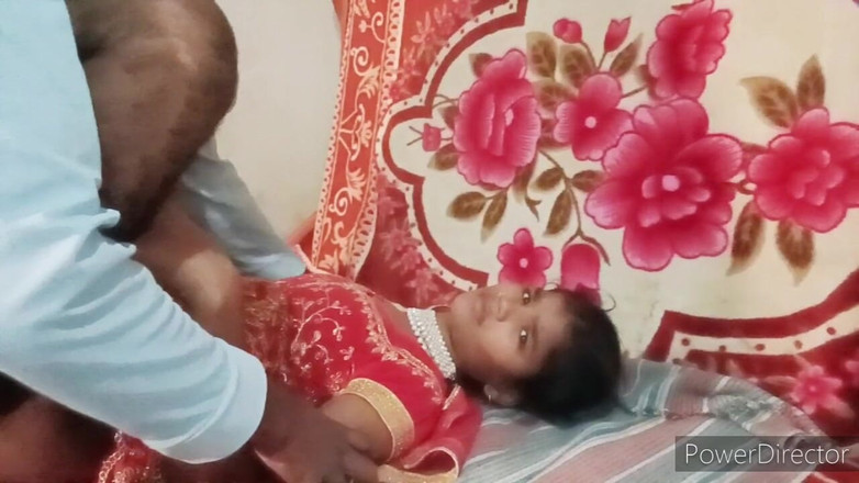 Laxmi deshi: भारतीय गांव पहली रात नए विवाहित जोड़े की जोरदार चुदाई