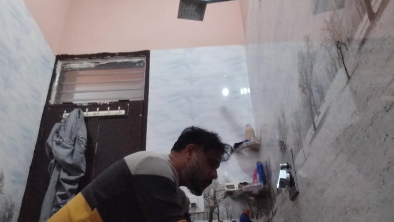 Daddy Dude: Sugar Daddy naakt badend