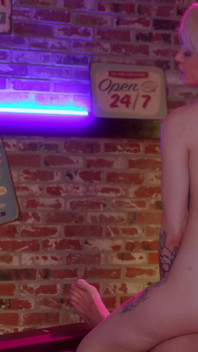Lola Fae Is Satisfied with the Dashing Stud's Creamy Service