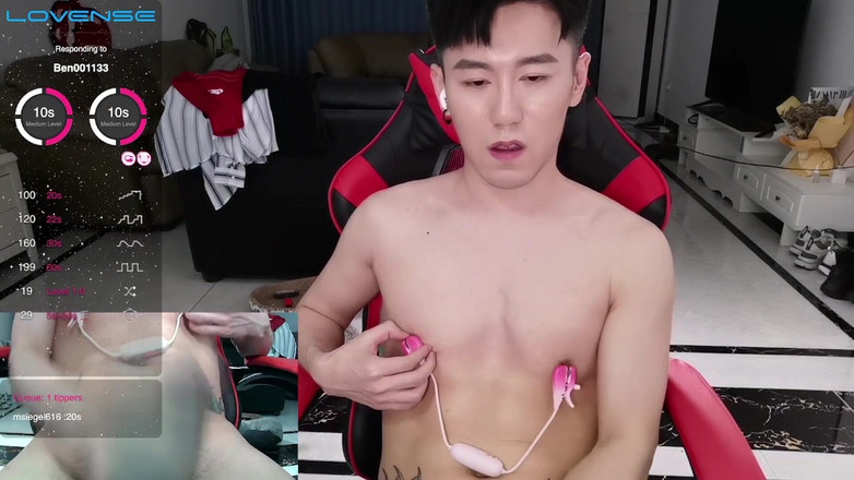 relive: Doppia fotocamera, Auto inserimento, clip su capezzoli, Eiaculazione