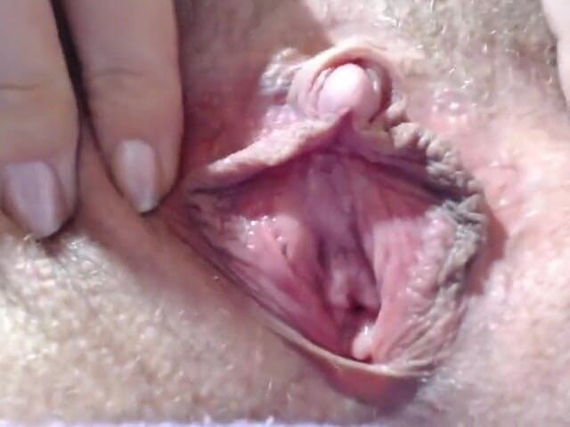 Cuteblonde666: Amatuer teen big clit jerking and orgasm