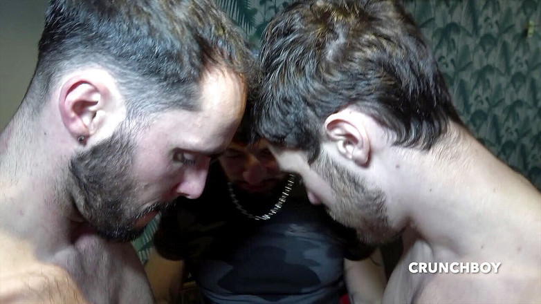 Ass Twink destroyed by older: ジェス・ローヤンは生で2 twinks bisexを使用