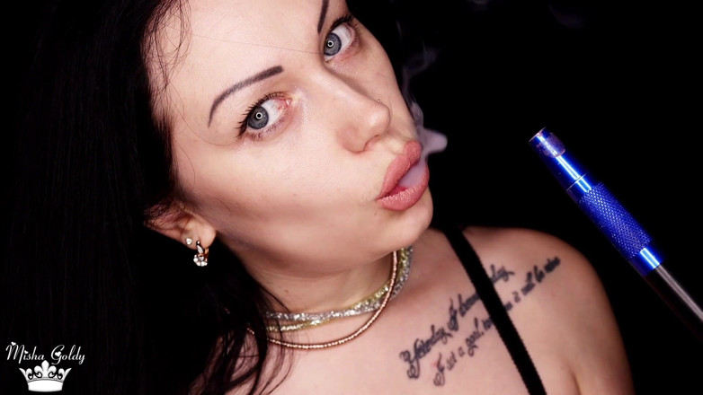 Goddess Misha Goldy: Sensual smoking &amp; lip fetish &amp; lipstick tease