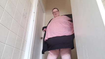 SSBBWLadyBrads: Your fat obese stripper