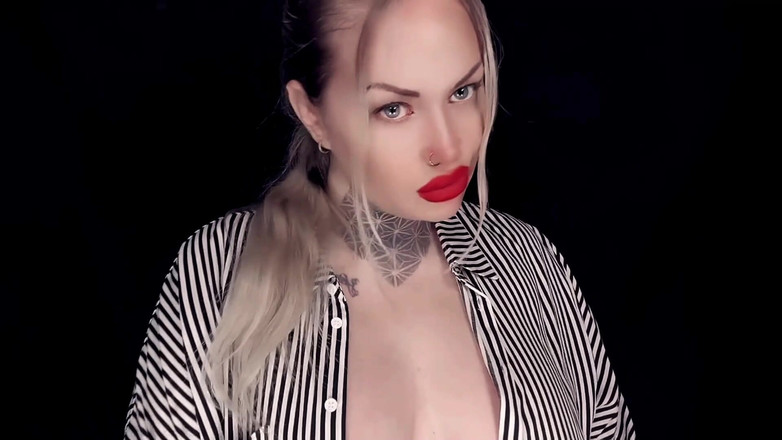 Goddess Misha Goldy: My Lips, My Rules: You're Below My Notice (私の唇、私のルール: あなたは私の通知の下にいる)