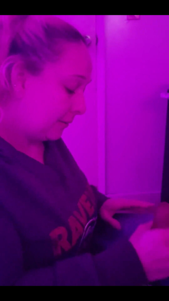 HisSlutyWife: Ehefrau gibt frechen blowjob