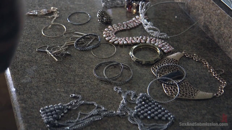 Sex and Submission by Kink: Anal-schlampe