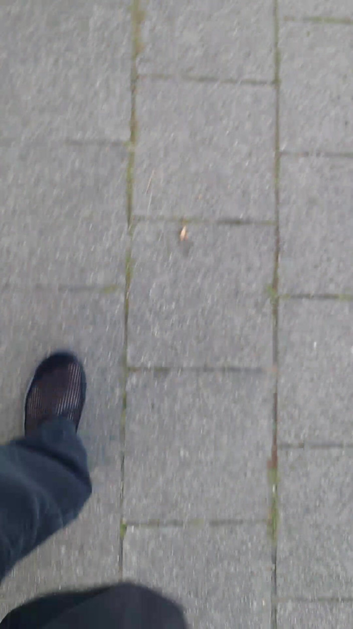 Carmen_Nylonjunge: Mijn speciale schoenen tijdens het winkelen