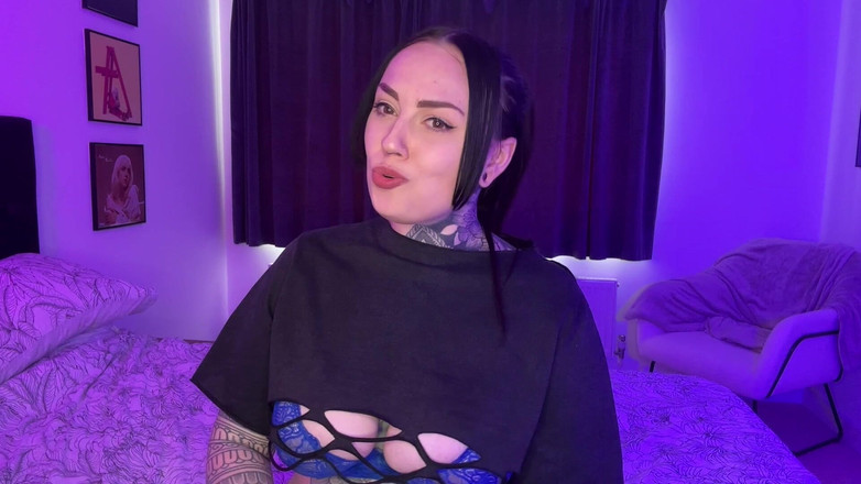 Miss Valentina: Delete Your Information