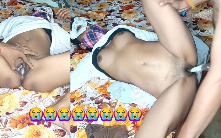 Indian-Desi-Queens: 내 입에 배다른아빠의 두꺼운 자지를 삽입한 후 의붓여동생이 내 작은 부드러운 보지 섹스를 문지렀다.