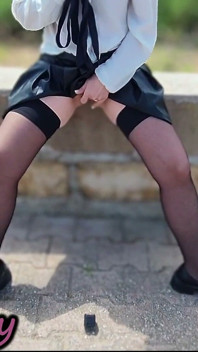 จับได้ว่าหีโชว์ครูฝรั่งเศสที่เสี่ยงภัยในสวนสาธารณะช่วยตัวเองทางทะเล – น้ําแตกดูโดยคนแปลกหน้า misscreamy