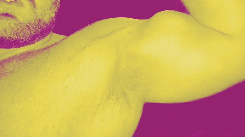 Jack stacked: 체육관이 주차장에서 구부러진 후