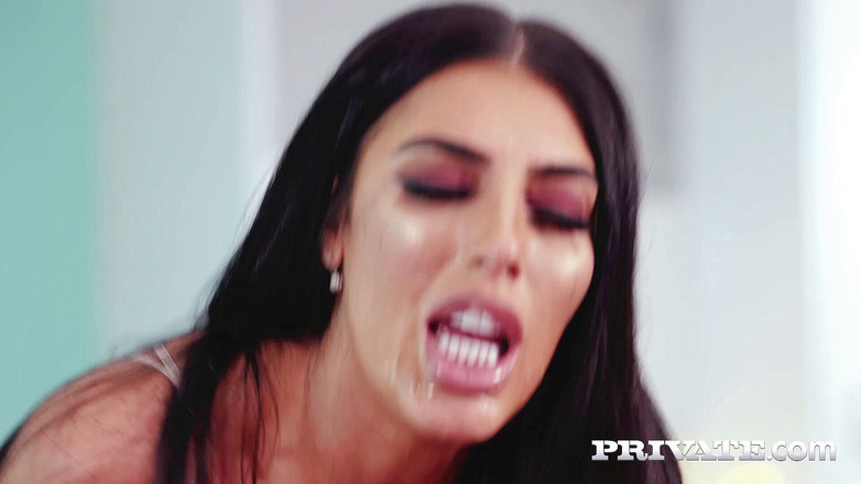 Private.com: Ava Koxxx, якщо вам подобаються великі речі, це мамка для вас