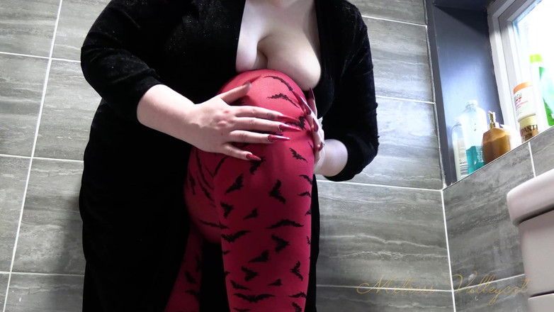 Mxtress Valleycat: おっぱいタイツと爪