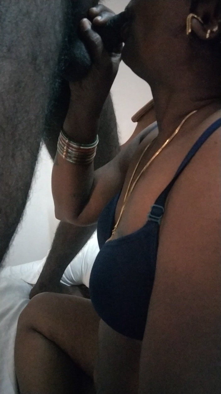 Benita sweety: Smooching Pussy and Cock Sucked by Wife