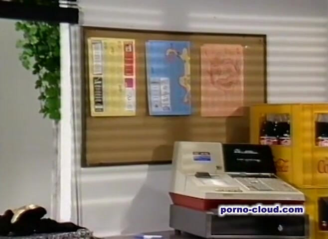 Porno Cloud: テレビスタジオのジム