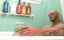 Codi Bonez: Jerking in the Bath Tub