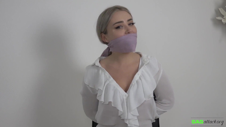Gag Attack: Aubrey - Multiple cloth gags