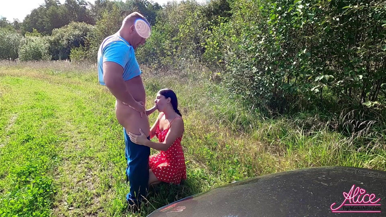 Alice KellyXXX: Cheating wife fucks outdoors with husband's driver and tastes cum...