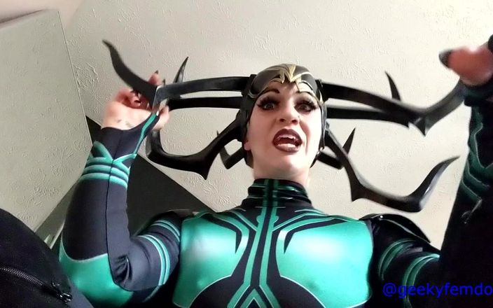 Geeky Femdom: Hela dominerande seger