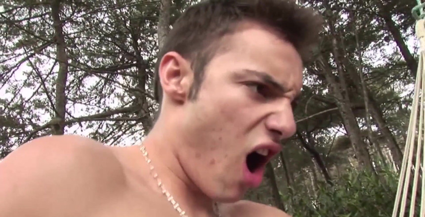 Latino Boys Studio: Adul과 Hernan과 함께하는 야외 재미.