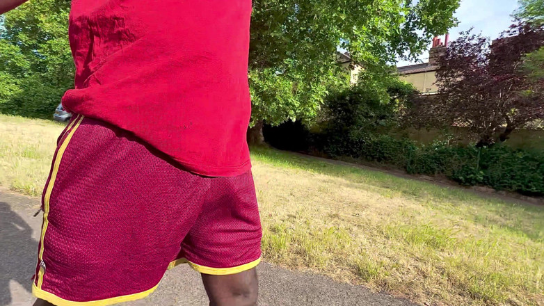 MrMagicDevil: Walking Commando Under a Scorching Heatwave…