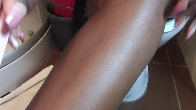 Solo Austria: सांवली शेविंग बुत!