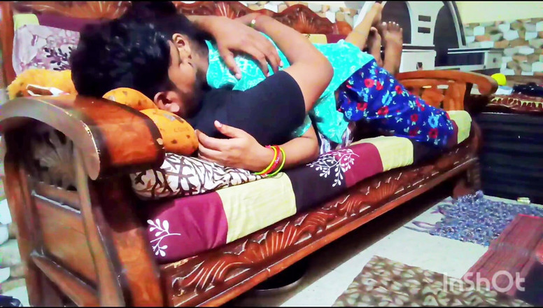 Cute brandy: Quan hệ tình dục qua đường hậu môn với người vợ...