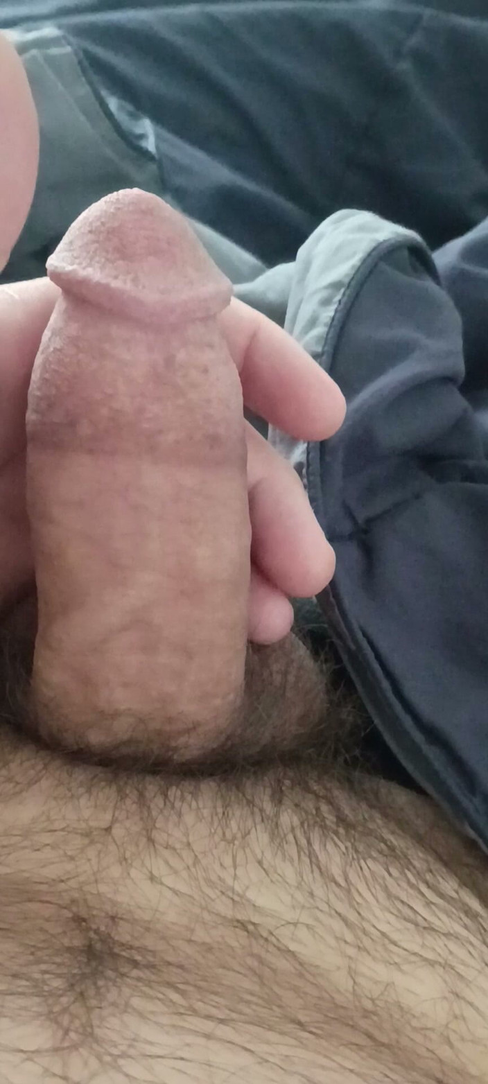 BigpizzaJoe: Bored in Bed