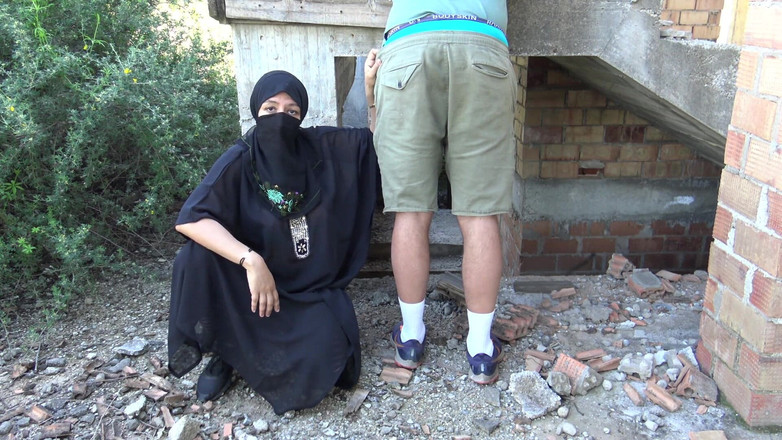 Souzan Halabi: Cuckold make