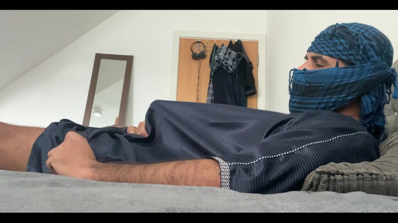 Jafar: Elle se réveille excitée