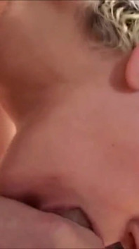 흑인 대물 자지에게 따먹히는 금발