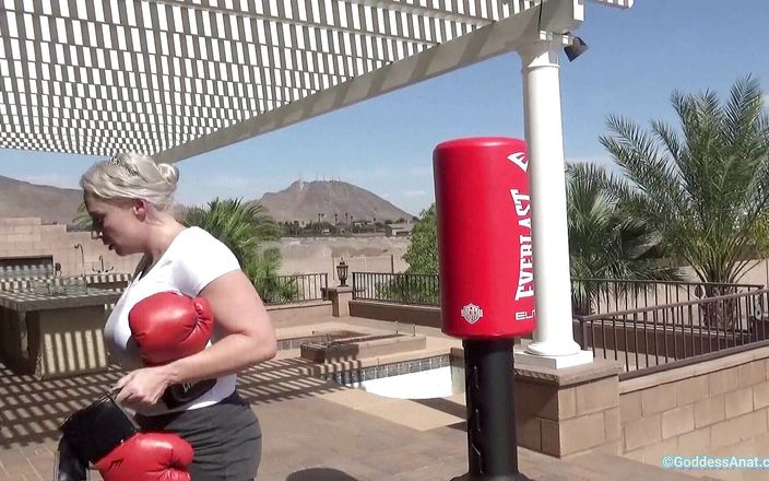 Goddess Anat Official: Smoking outdoor with the boxing muscled lady