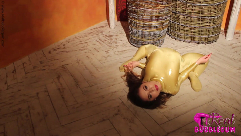 Fem Latex: Snake Woman in the Basket