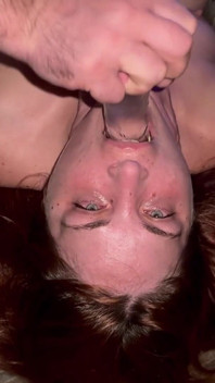 Deepthroat Training with Head Upside Down