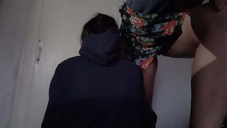 Lesbian-illusion: 내 핫한 비서는 급여 인상에 감사드립니다