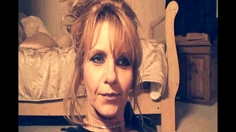 My Dirty Family: Strapon orgasmy pro lesbičky hledající silné emoce