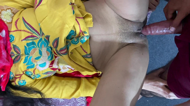 Desifilmy45: 哥看到阴茎后赤身裸体