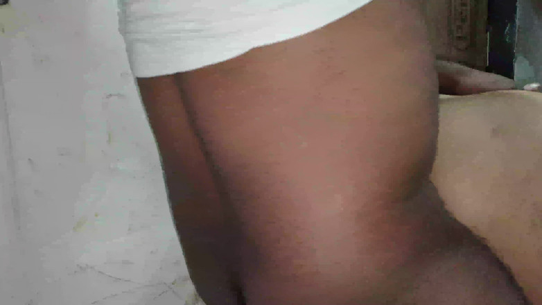 Desistar: 印度夫妇私人时刻