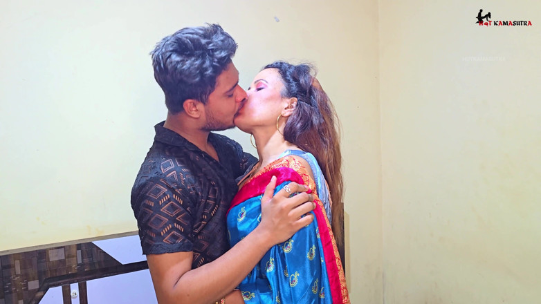 HOTKAMASUTRA: Cum in the Pussy of Desi Bhabhi