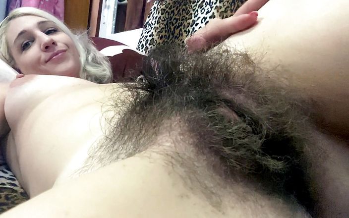 Cute Blonde 666: Full hairy body tour with cute blonde teen