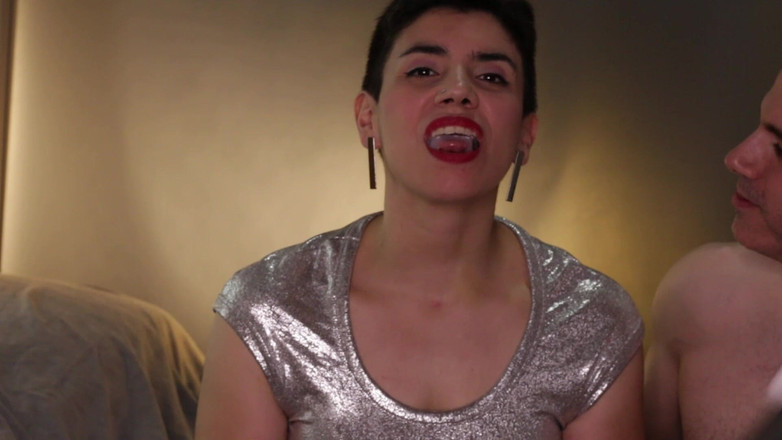 TheArtOfCum: Air mani menitis mulut pada baju perak