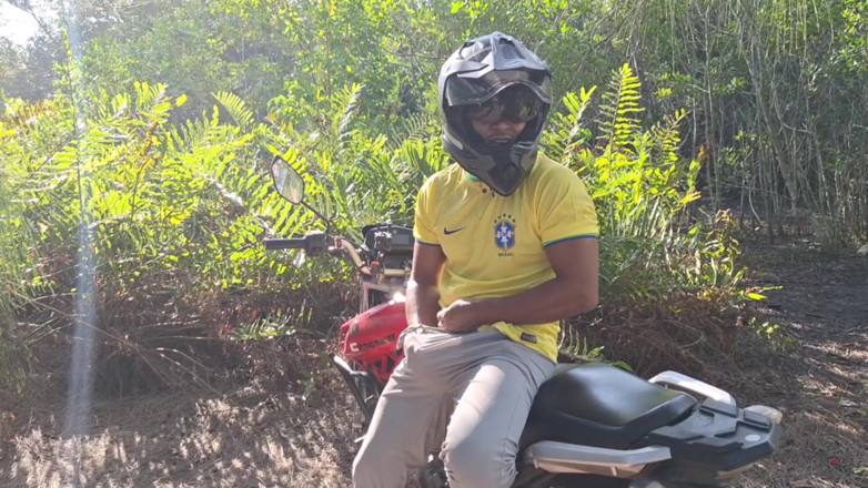 Tio Barbudo: Stepfather Barbudo - the Deviation of the Motorcycle Courier Intense Sex...