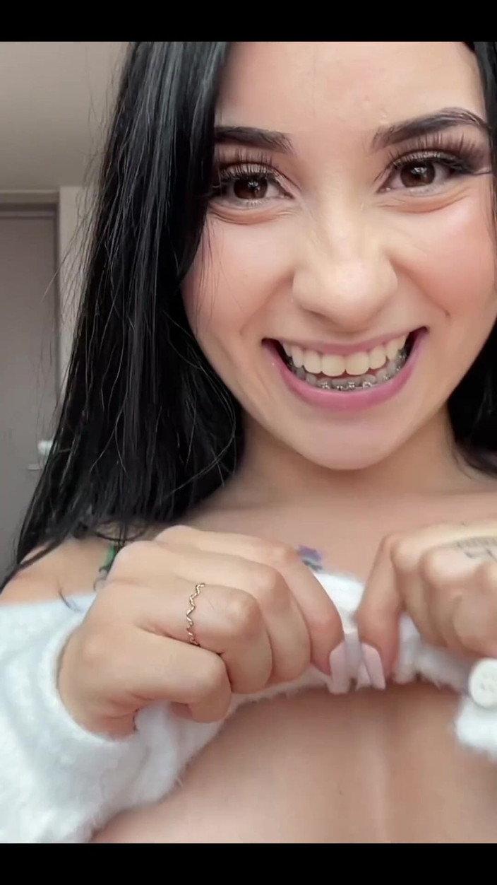 Johnny Grey: 第一次选角与美丽的娇小拉丁与大奶子和完美的屁股 - 第一人称视角性爱