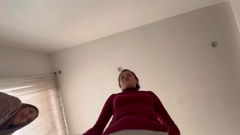 scarlettandc: 우리가 너보다 크다는 걸 아는 게 얼마나 좋은지