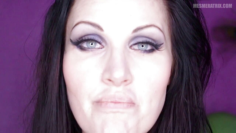 Lady Mesmeratrix Official: Een nieuwe fetisj creëren