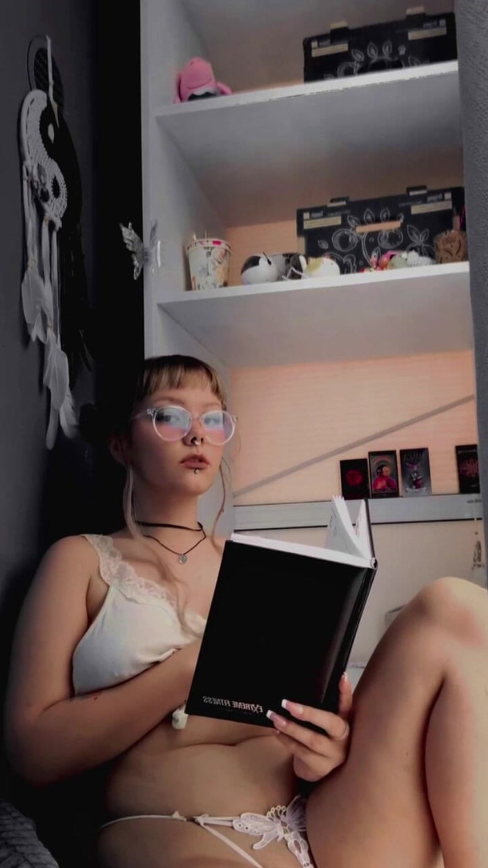 Body_lyric: Awkward Masturbation of a Student on the Balcony