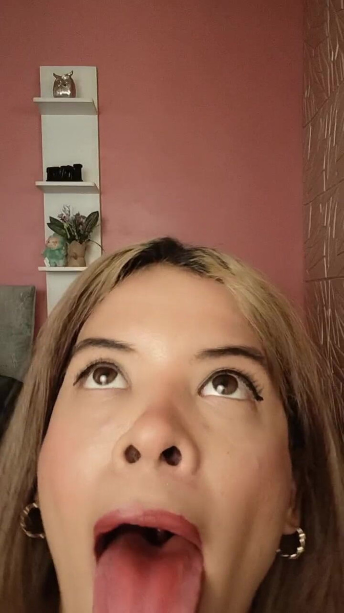 ScarlettStorm_: 내가 춤을 마칠 때까지 버틸 수 있어